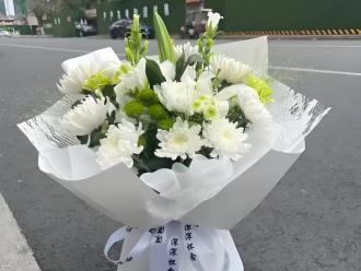 建湖寿衣花圈店